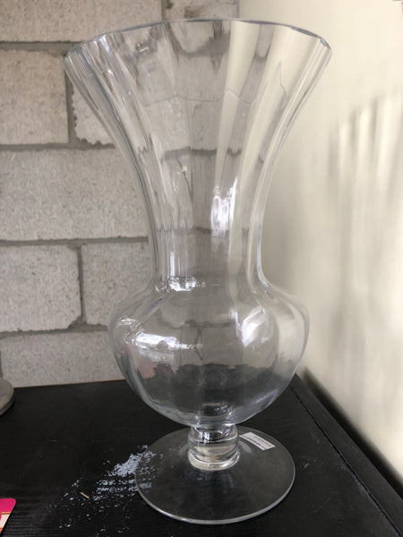 7.9 Bud Vase Lampwork Small vase wedding centerpiece